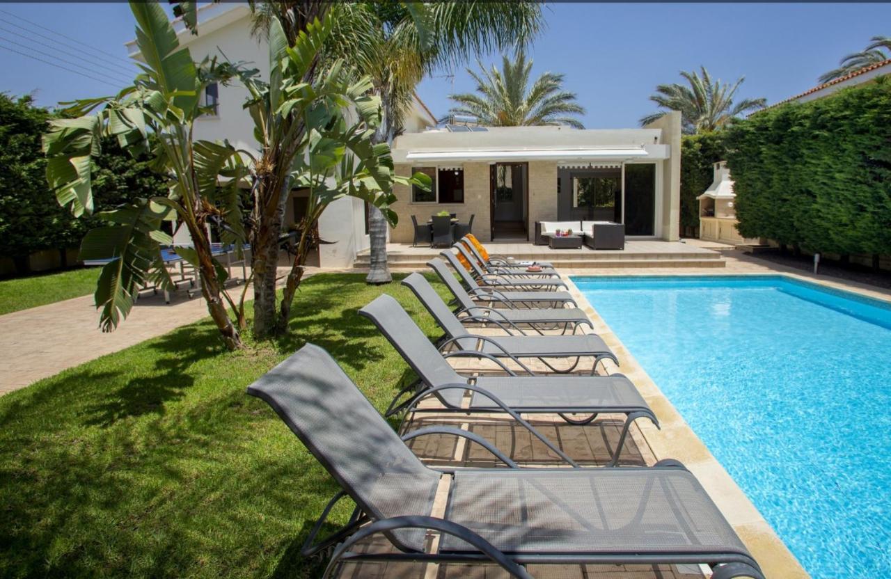 Soothing Sunset Villa With Private Pool, 200M From The Beach Perivolia Exterior foto